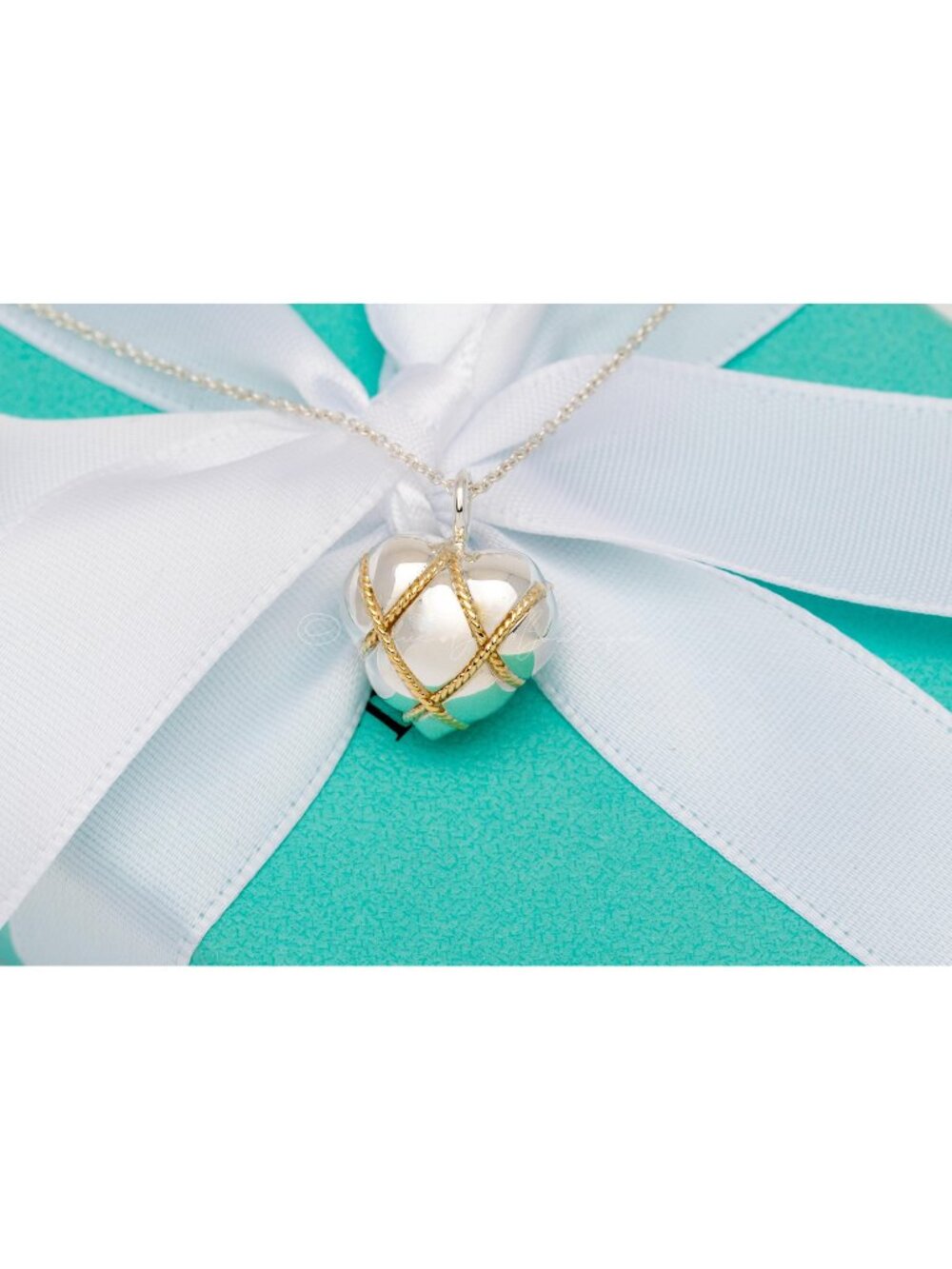 RARE Tiffany & Co. Vintage "Quilt Heart" Necklace Puffed 18k Gold Rope Pendant - Picture 8 of 8